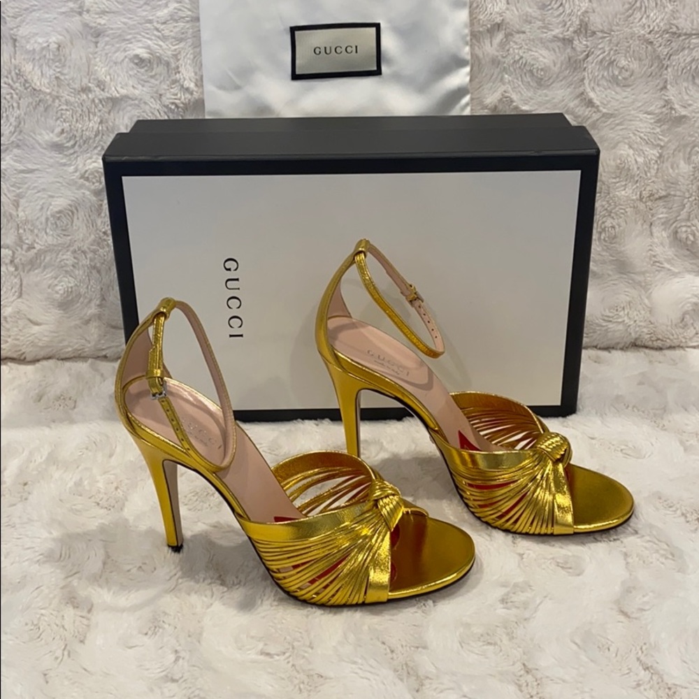 Gucci Gold 37 Argento Heels